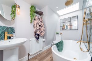 Photo 24- click for photo gallery